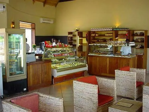 Le Petit Village Boutique Hotel&Spa Kampala 5*,